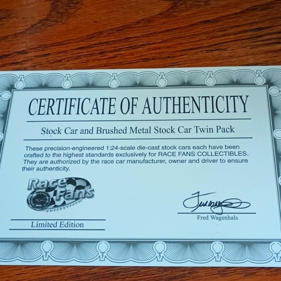 Vintage NASCAR collectibles 124th diecast cars - Picture 6 of 8